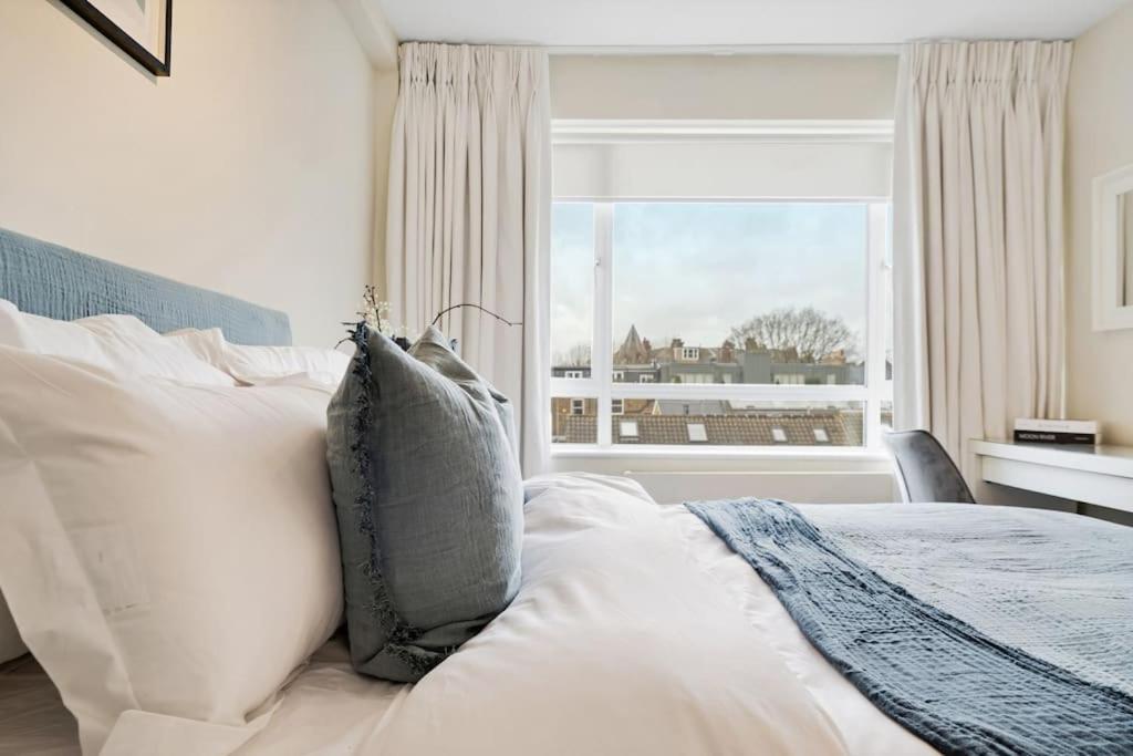 The Camden Suite Bright & Beautiful 2-Bed City Retreat ลอนดอน ภายนอก รูปภาพ